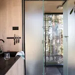 The Wonderinn Mirrored Glass - Wonderinn Delta Orman Evi