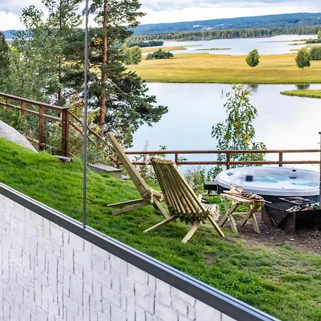 The Wonderinn Mirrored Glass - Wonderinn Delta * Hektner