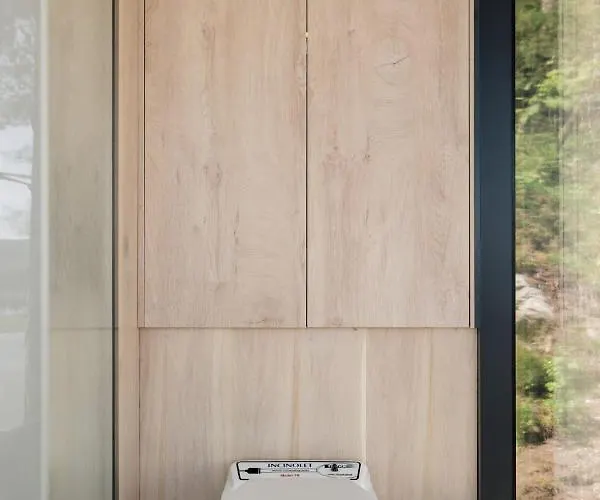 The Wonderinn Mirrored Glass - Wonderinn Delta Hytte