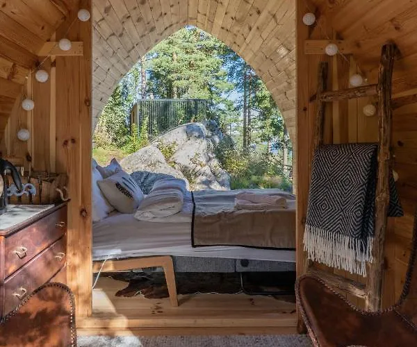 The Wonderinn Mirrored Glass - Wonderinn Delta * Hektner
