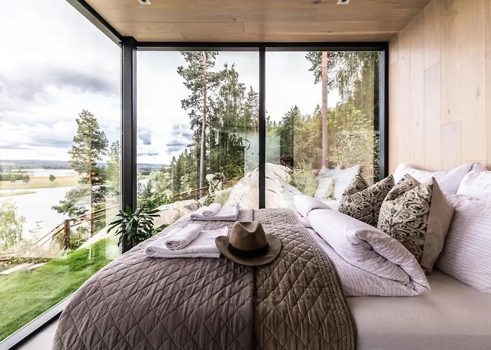 The Wonderinn Mirrored Glass - Wonderinn Delta * Hektner
