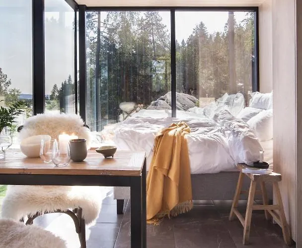 The Wonderinn Mirrored Glass - Wonderinn Delta Hytte Hektner